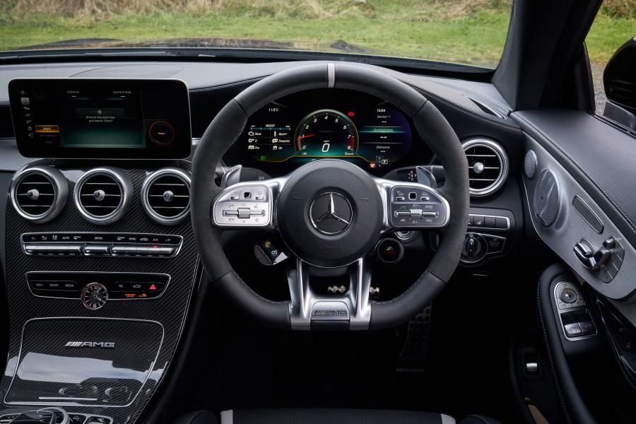 Схема Mercedes-AMG C63 S Coupe (C205) 2018 года  (UK) (фото 33 из 40)